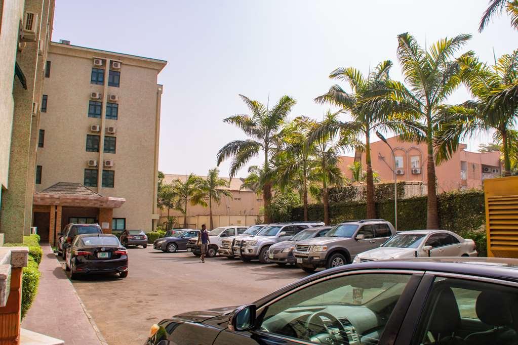 Denis Hotel Abuja Mobushipe Exterior photo