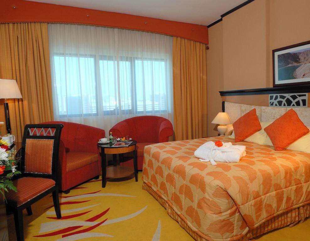 Denis Hotel Abuja Mobushipe Exterior photo